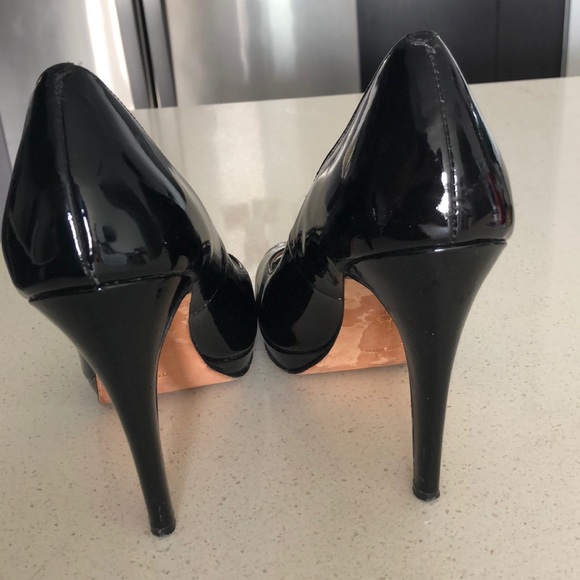 Black patent peep toe Cole Haan Stiletto Heels - Picture 2 of 4